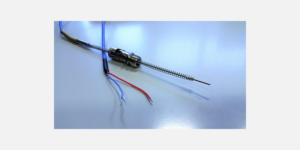 Type J thermocouple with bayonet fitting for quick attack on process